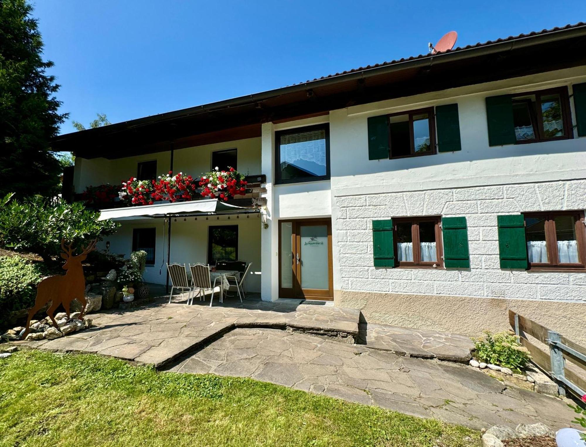 Ferienwohnung Alpenhirsch Швангау Экстерьер фото